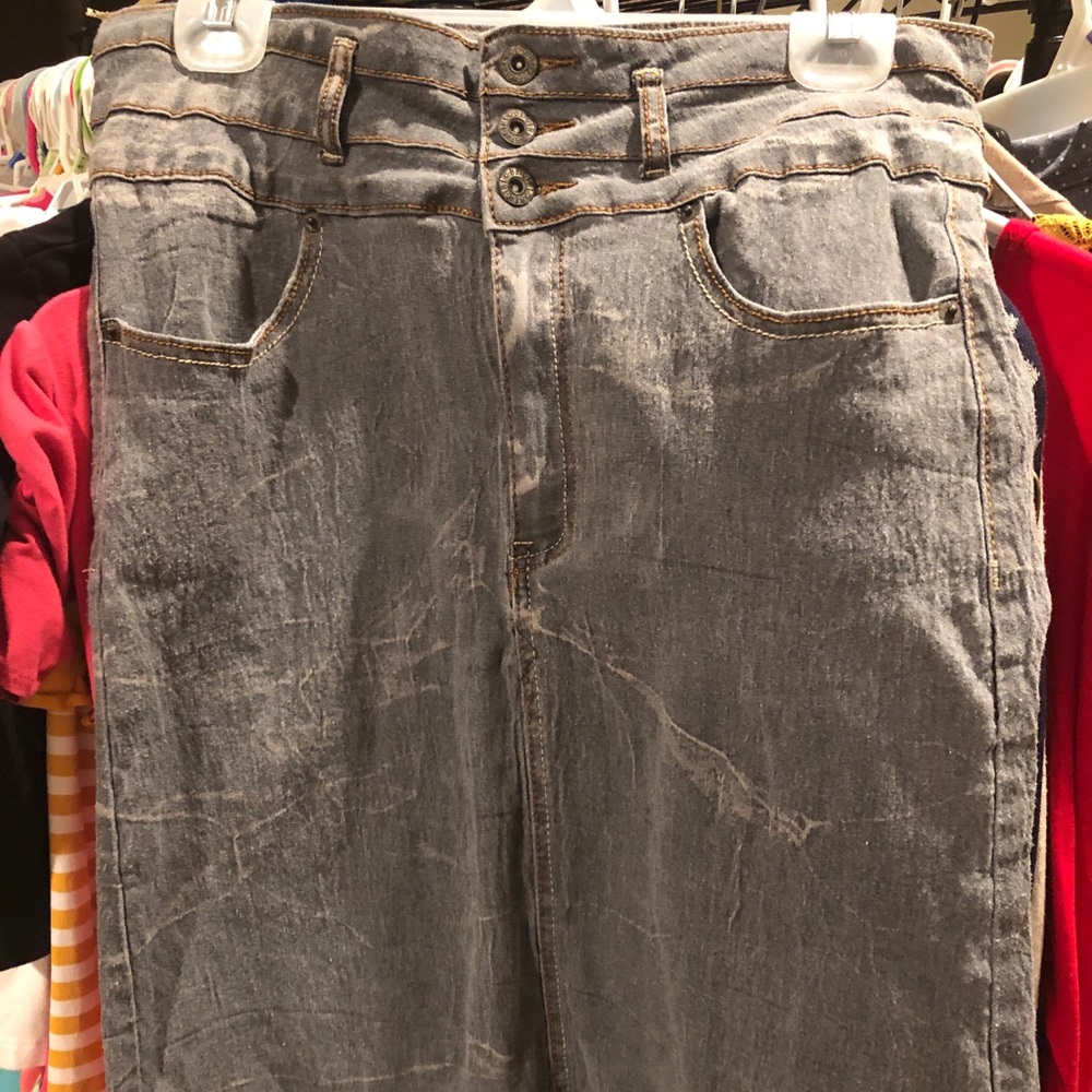 Denim, whitewashed skirt